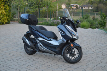 Honda Forza 300 r.v.2021 1 majitel-top stav - 5