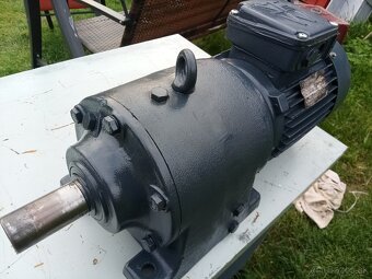 Priama prevodovka s elektromotorom 3kW.. - 5