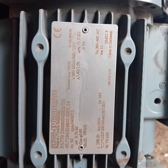 Elektromotory SEW-EURODRIVE 1400 ot, 380V / 230V - 5