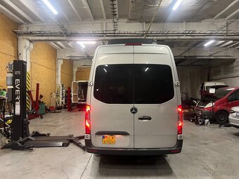 Sprinter 319 V6 3.0 CDI 9 miest - 5