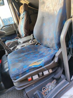 Iveco EuroCargo sedačky - 5