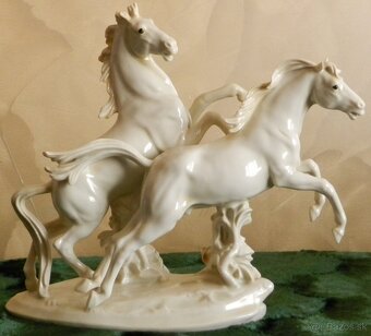Starozitné porcelánové sošky s konským motívom - 5