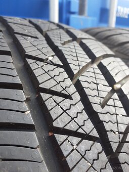 2x 195/50R15 Zánovné zimné pneu - 5