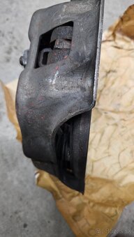 Pritlacny tanier uaz 469 - 5