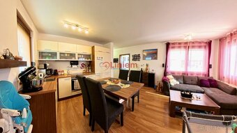 Znížená cena o 10% - Predaj 3-izbového priestranného bytu v  - 5