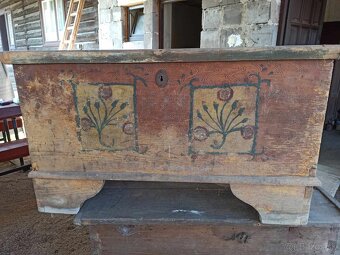 Truhlica starozitnost - 5