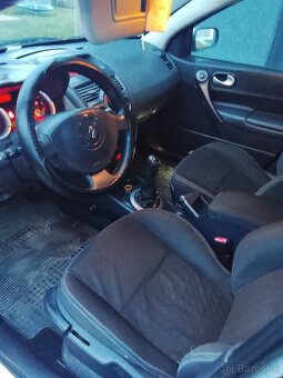 Renaukt Megane 1.6 benzín - 5