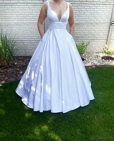 Saténove svadobné šaty - 5