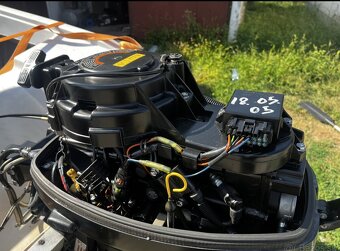 Lodný motor Suzuki 9.9 rv2003 4 takt dlhá noha - 5
