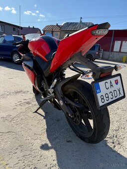 Yamaha YZF-R125 - 5
