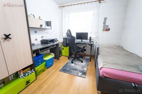 NA PREDAJ 3 I. BYT NA UL. GMV - RUŽOMBEROK - 5
