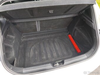Hyundai i30 1.4 - 5
