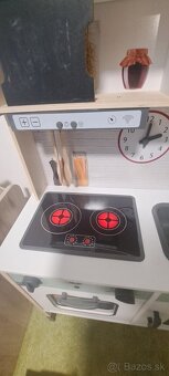 Drevená kuchynka + mikrovlnka - 5