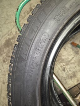 Pneumatiky 215 60 17C zimné Zn.michelin - 5