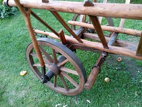 Starý drevený konský voz - rebriňak II - 5