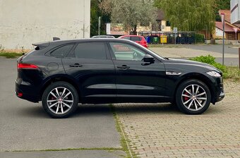 Jaguar F-Pace - 5