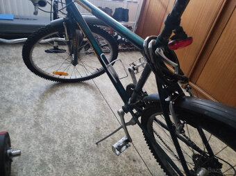 Predám starší horský bicykel velkost M, 26" - 5