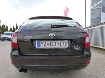 Škoda Superb kombi 2,0 TDi DSG rok 2013 - 5
