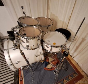 Pearl 22" - 5