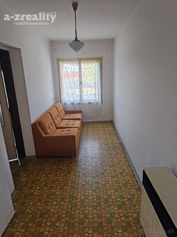 Rodinný dom s garážou na predaj v Marcelovej - 5