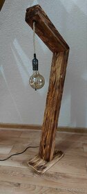 Lampa z dreva - 5