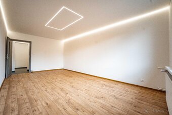 Moderný 2-izbový byt pri nábreží s kompletnou rekonštrukcio - 5