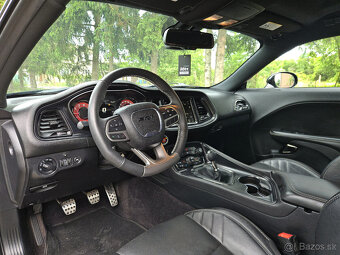 Dodge Challenger SRT Hellcat 6.2l - NEHAVAROVANÉ - 5