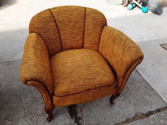 predám gauč a kreslá, taburetky - 5