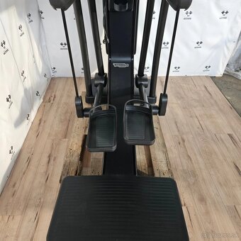 Eliptický trenažér Technogym vario artis unity 3.0 - 5