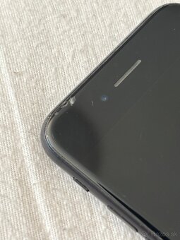 iPhone SE 2022 128GB + Obal - 5