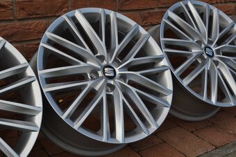 5x112 R18 Hlinikove disky Original Seat Ateca - 5
