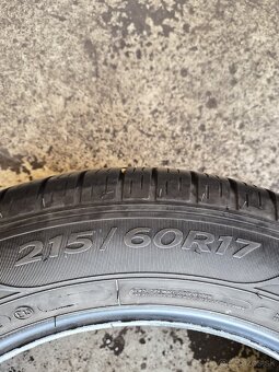 Predam 4ks letne pneu 215 60 17 - 5