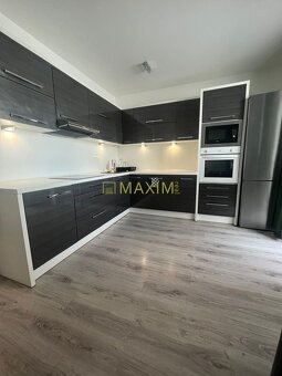 Štýlový a svetlý 2-izbový byt na prenájom – nový nábytok, ba - 5