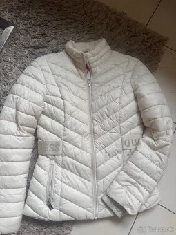 Damska bunda Guess velkost S - 5