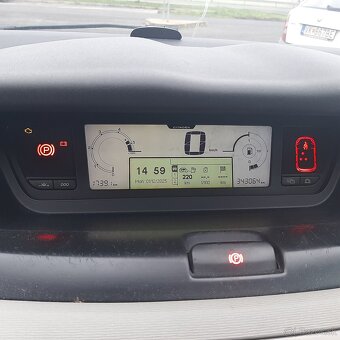 Citroen c4 picasso - 5