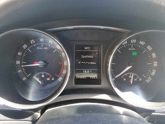 skoda superb combi 2.0 tdi - 5