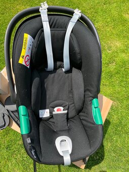 CYBEX Aton B2 i-SIZE + isofix Base ONE + Adaptéry na kočiar - 5