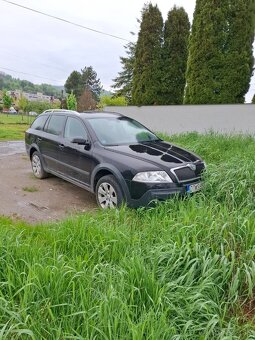 Predám auto Škoda Octavia Scout - 5