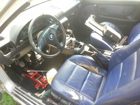 Rozpredám BMW E36 316i Compakt - 5