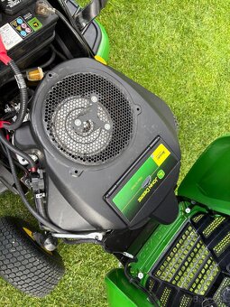 Traktorova Kosačka John deere - 5
