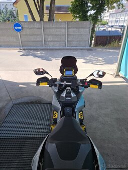 Honda ADV 350 - 5