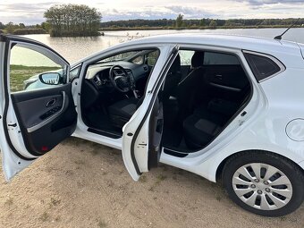 Predám KIA Ceed 1,4 - 5