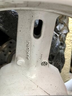 Suzuki GSXR 600,01-03 Rozpredám na ND - 5