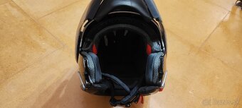 Prilba na motorku - 5