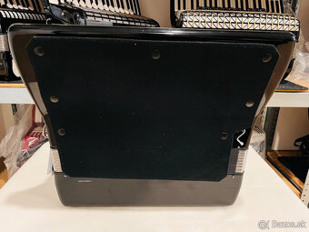 Predám akordeón Weltmeister TOPAS 96, v zánovnom stave. - kr - 5