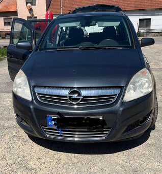 Opel zafíra - 5