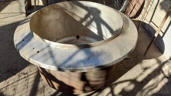 Nerezový varný kotol 150 L. - 5
