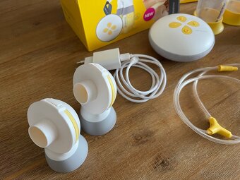 Odsavacka mliek Medela Swing Maxi - 5