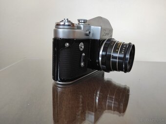 Starý fotoaparát Zenit 3M - 5