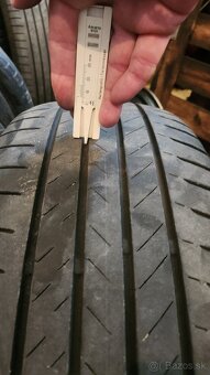 235/55 R19 - 5
